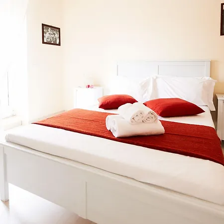 Drive In Oda ve Kahvaltı 4*